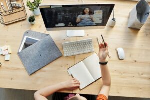 Top Tips for Managing Online Reviews to Strengthen Your Brand